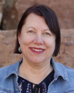 Portrait photo of Kristin Stephens